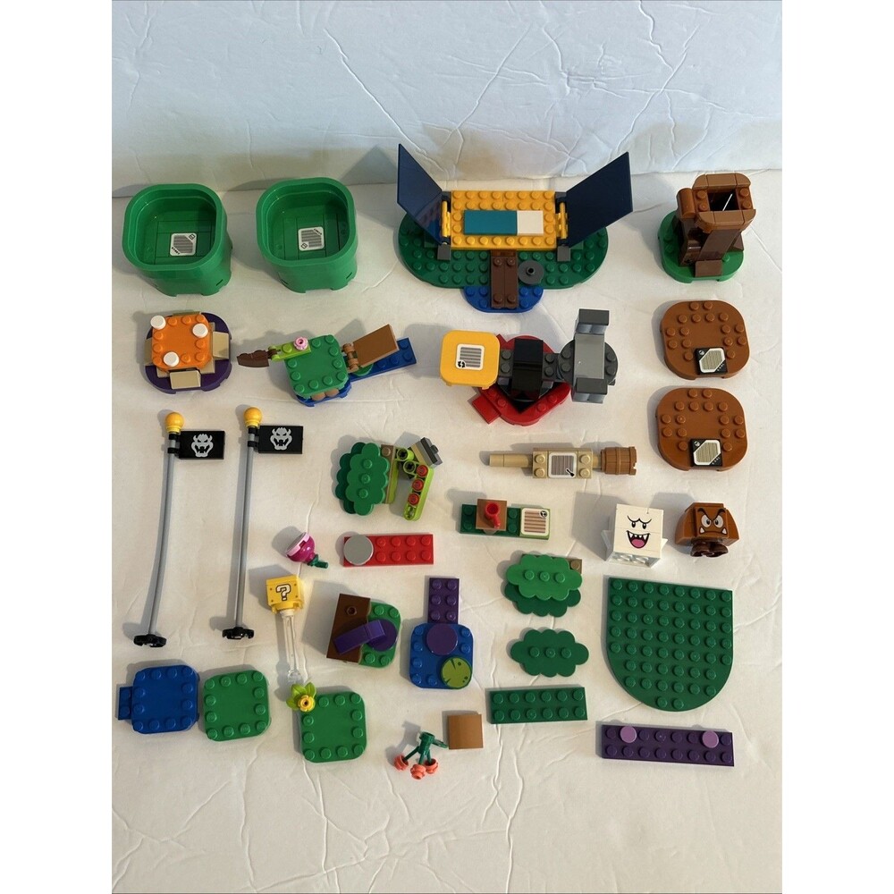 LEGO Super Mario Parts and Pieces From Starter Kit Mixed Pieces - Not Complete